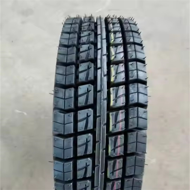 Heavy Duty Bicycle Tires in Various Sizes 400-12 450-12 500-12 600-12